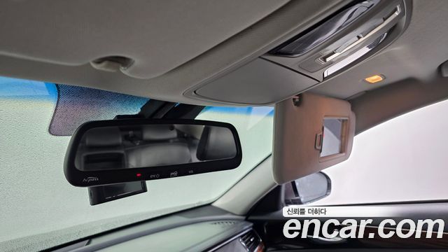 Kia K7 2016 — photo 14