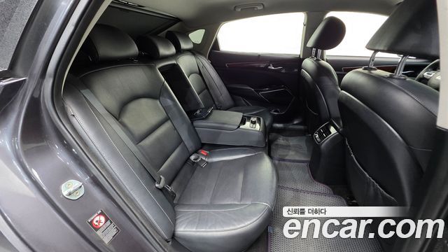 Kia K7 2016 — photo 19