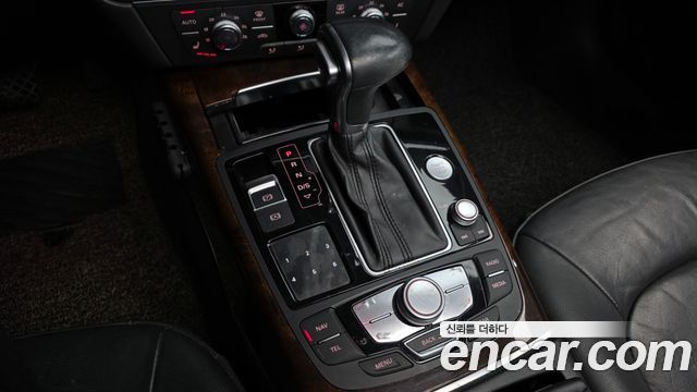 Audi A6 2015 — photo 9