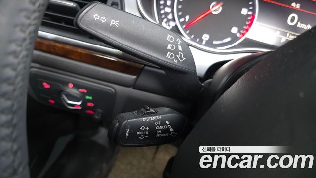 Audi A6 2015 — photo 18