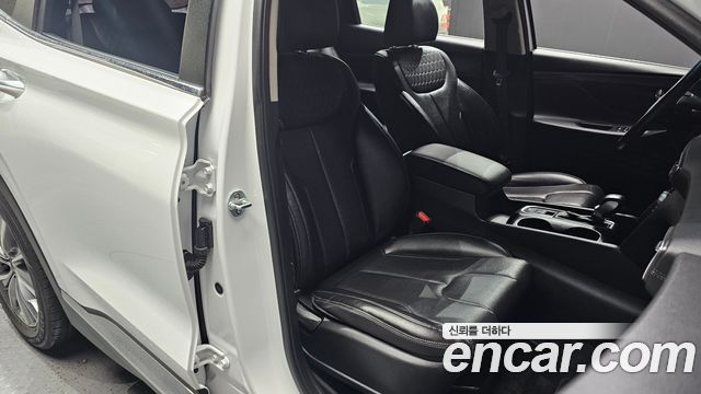 Hyundai Santafe 2020 — photo 17