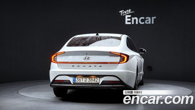 Hyundai Sonata 2021 — photo 4