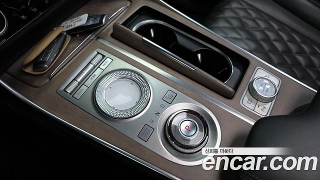 Genesis GV80 2020 — photo 12