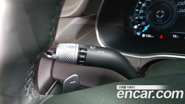 Genesis GV80 2020 — photo 34