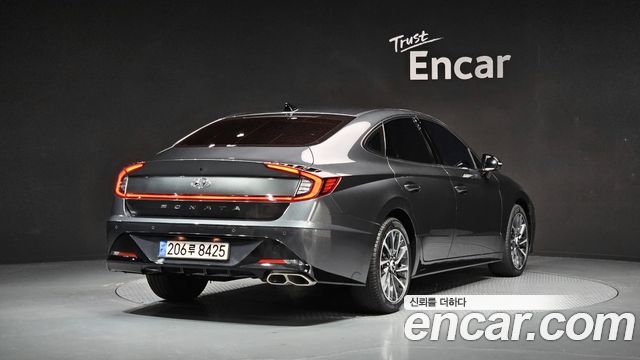 Hyundai Sonata 2023 — photo 2