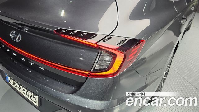 Hyundai Sonata 2023 — photo 9