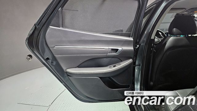 Hyundai Sonata 2023 — photo 15