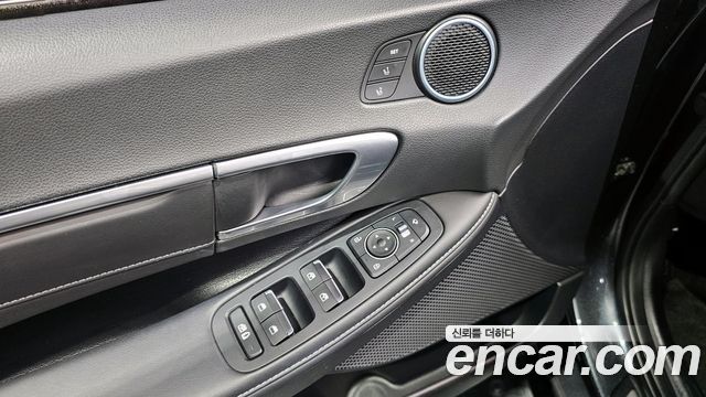 Hyundai Sonata 2023 — photo 30
