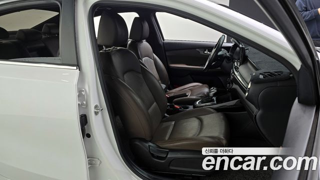 Kia K3 2020 — photo 18