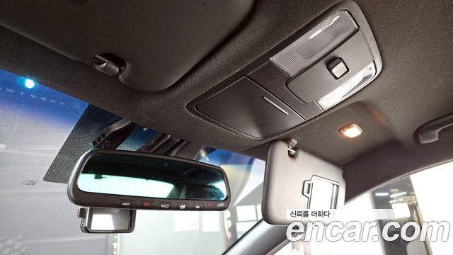 Kia K3 2020 — photo 24