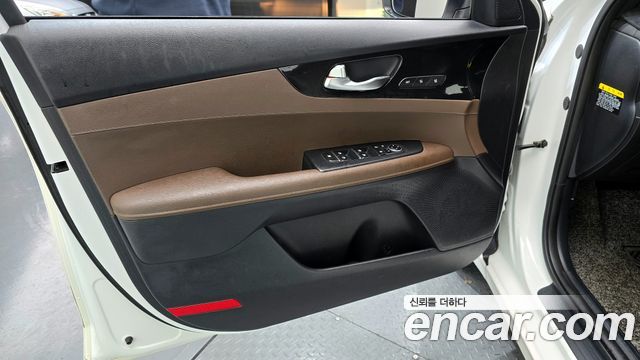 Kia K3 2020 — photo 14