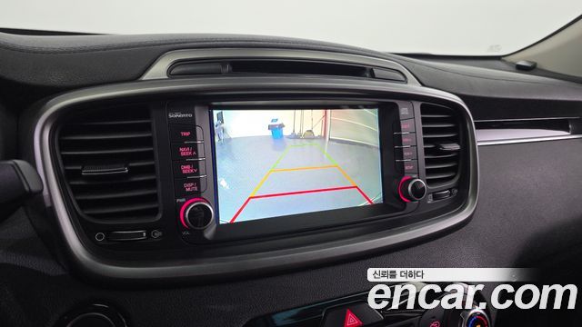Kia Sorento 2015 — photo 22