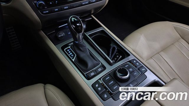Hyundai Genesis 2016 — photo 12