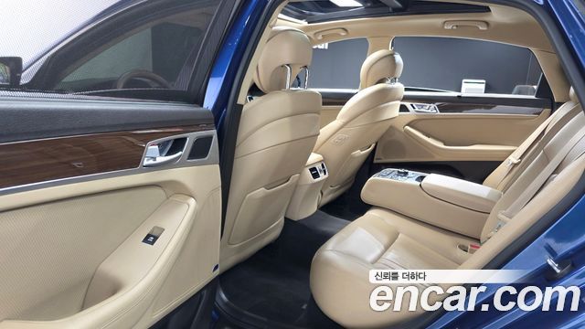 Hyundai Genesis 2016 — photo 17