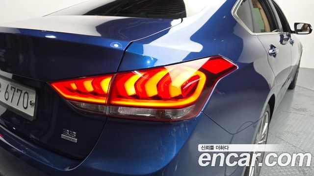 Hyundai Genesis 2016 — photo 9