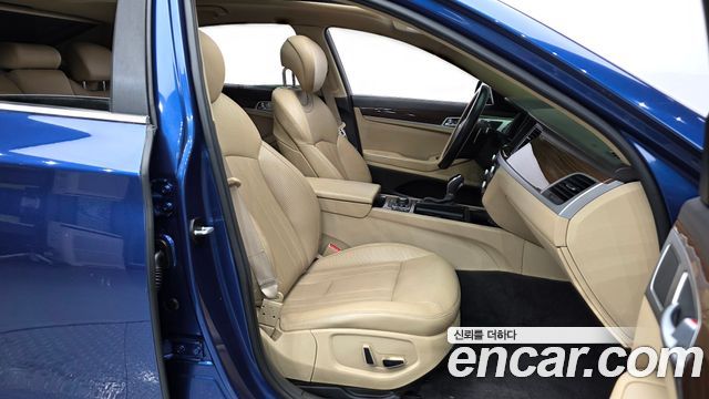 Hyundai Genesis 2016 — photo 16
