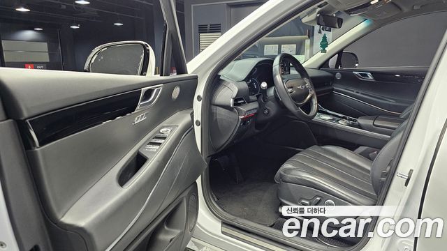 Genesis GV80 2020 — photo 13
