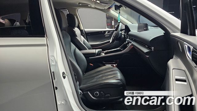 Genesis GV80 2020 — photo 17