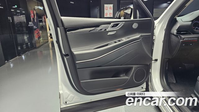 Genesis GV80 2020 — photo 14