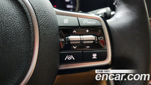 Kia Canival 2023 — photo 23