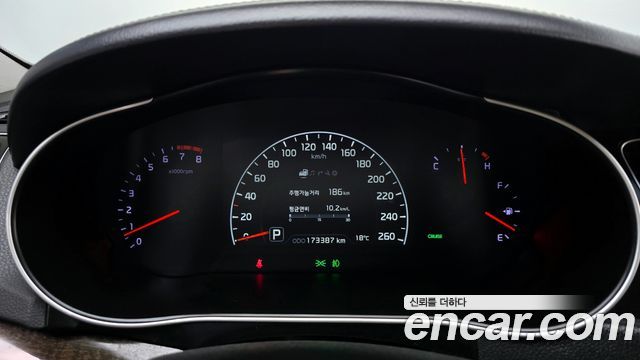 Kia K7 2014 — photo 11