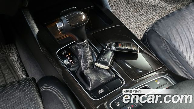 Kia K7 2014 — photo 12