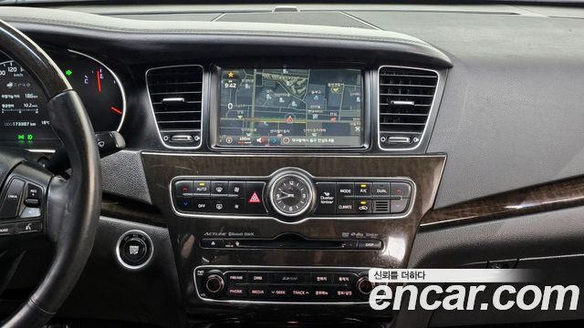 Kia K7 2014 — photo 23