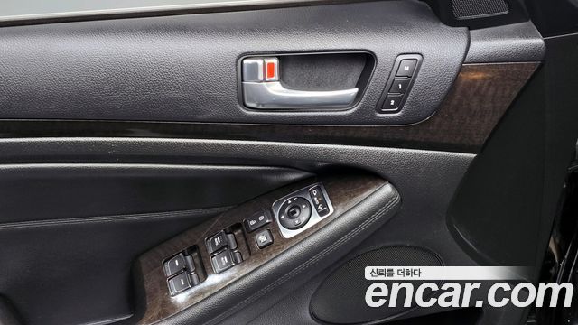 Kia K7 2014 — photo 25