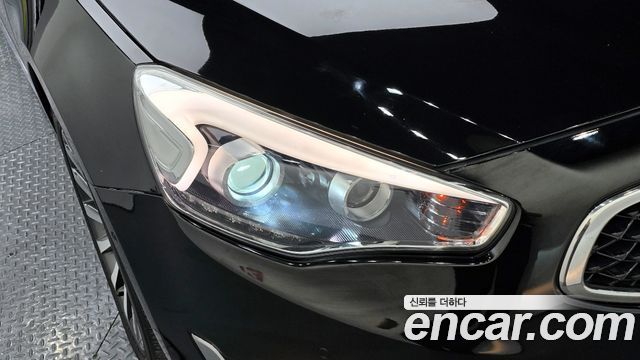 Kia K7 2014 — photo 8