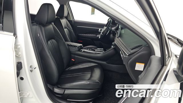 Hyundai Sonata 2021 — photo 17