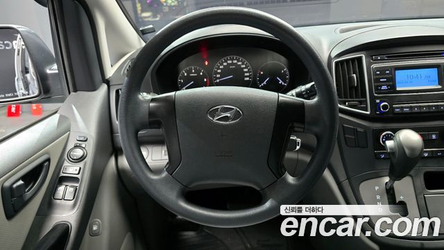 Hyundai Starex 2021 — photo 19