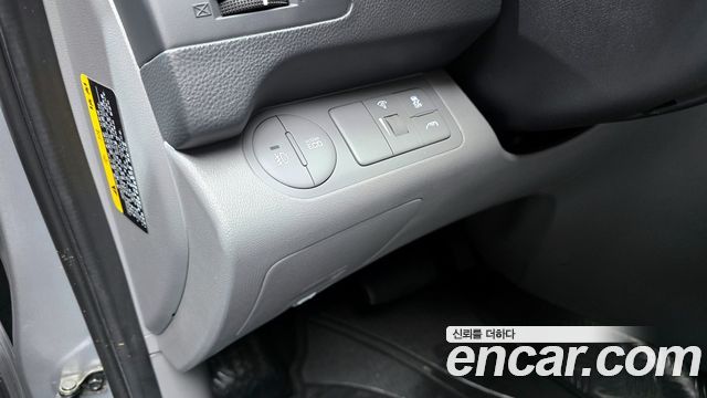 Hyundai Starex 2021 — photo 22
