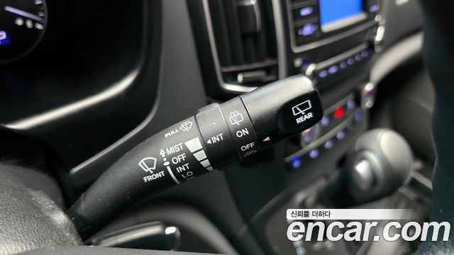 Hyundai Starex 2021 — photo 24