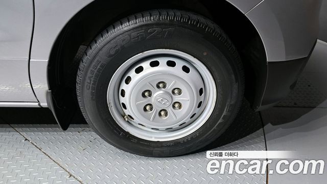 Hyundai Starex 2021 — photo 7