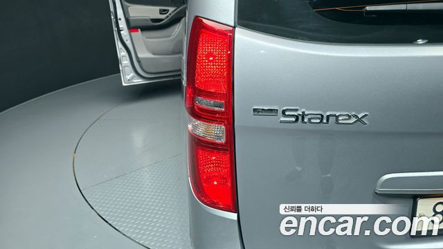 Hyundai Starex 2021 — photo 9