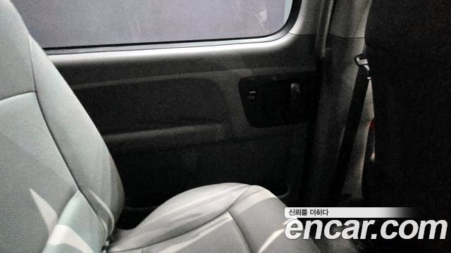 Hyundai Starex 2021 — photo 15