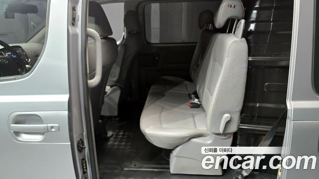 Hyundai Starex 2021 — photo 16