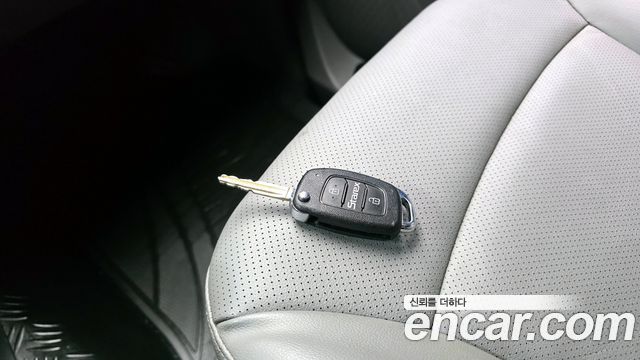 Hyundai Starex 2021 — photo 27