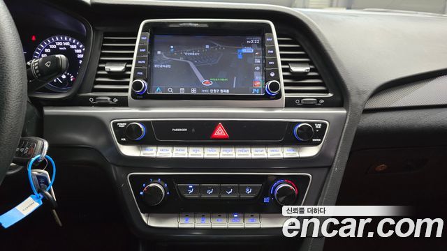 Hyundai Sonata 2018 — photo 18