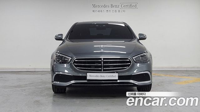 Mercedes-Benz E-Class 2021 — photo 3
