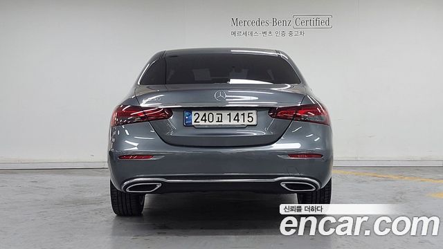 Mercedes-Benz E-Class 2021 — photo 4