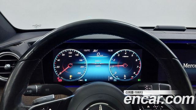 Mercedes-Benz E-Class 2021 — photo 8