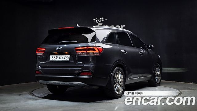 Kia Sorento 2016 — photo 2