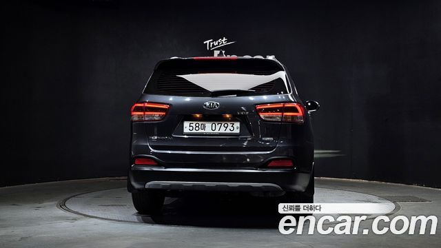 Kia Sorento 2016 — photo 4
