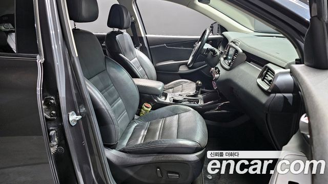 Kia Sorento 2016 — photo 17