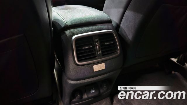 Kia Sorento 2016 — photo 32