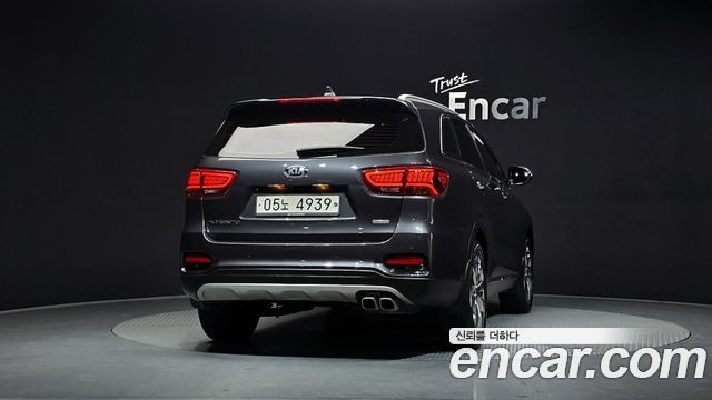 Kia Sorento 2018 — photo 4