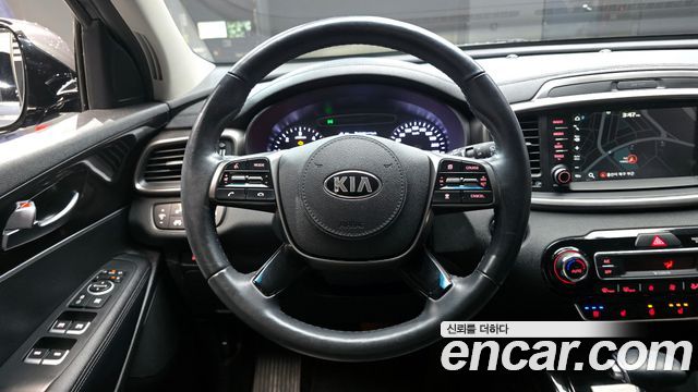Kia Sorento 2018 — photo 13