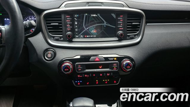 Kia Sorento 2018 — photo 14