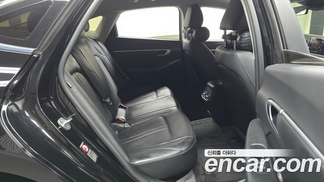 Hyundai Sonata 2021 — photo 18